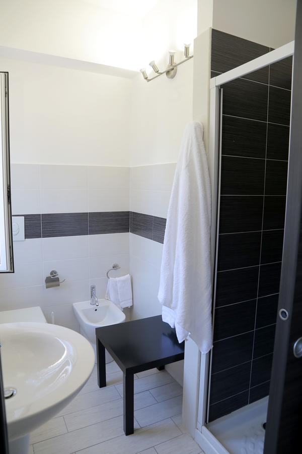 Rooms La Perla Del Mare Margherita Di Savoia Ngoại thất bức ảnh